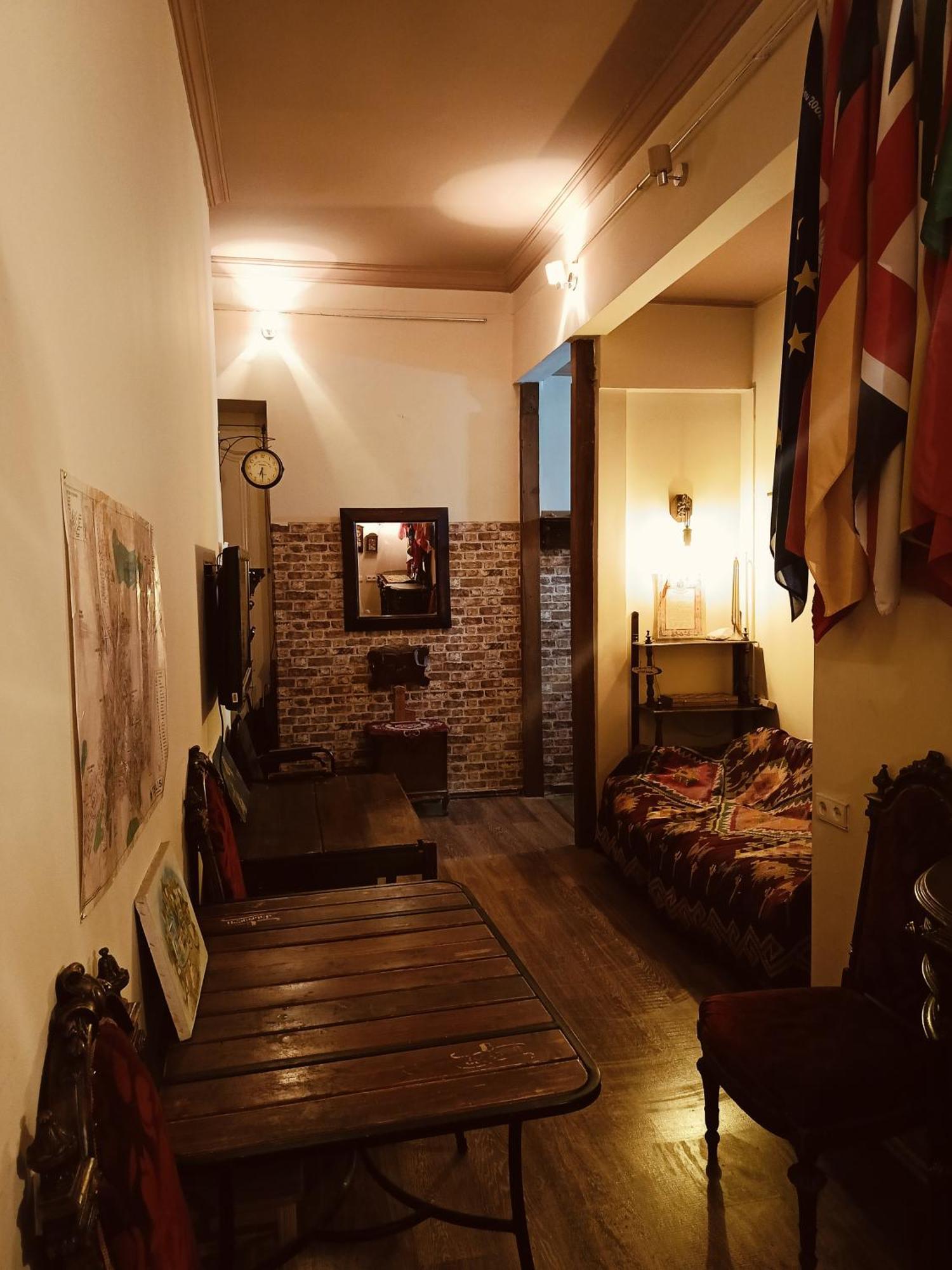 Guest House Irina Тбілісі Екстер'єр фото