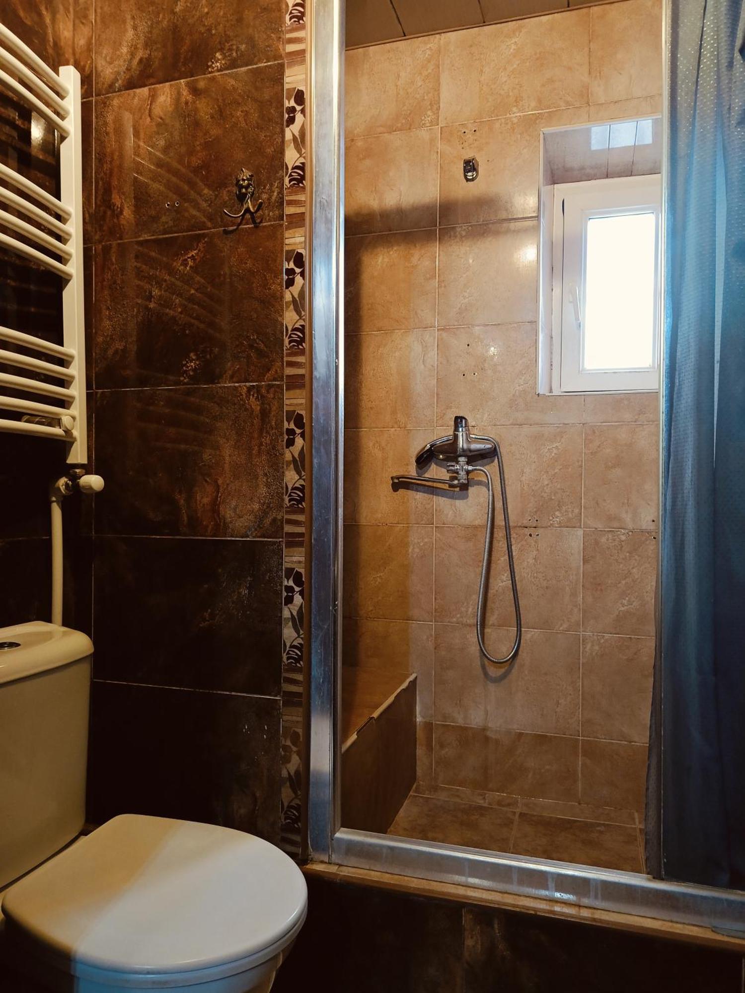 Guest House Irina Тбілісі Екстер'єр фото