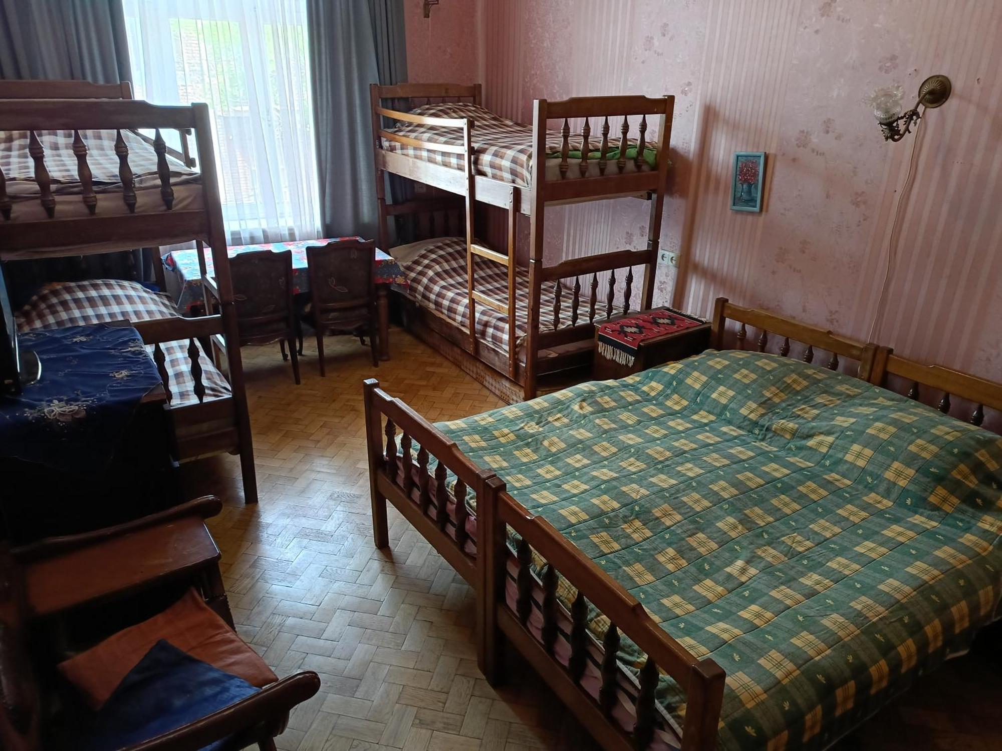 Guest House Irina Тбілісі Екстер'єр фото