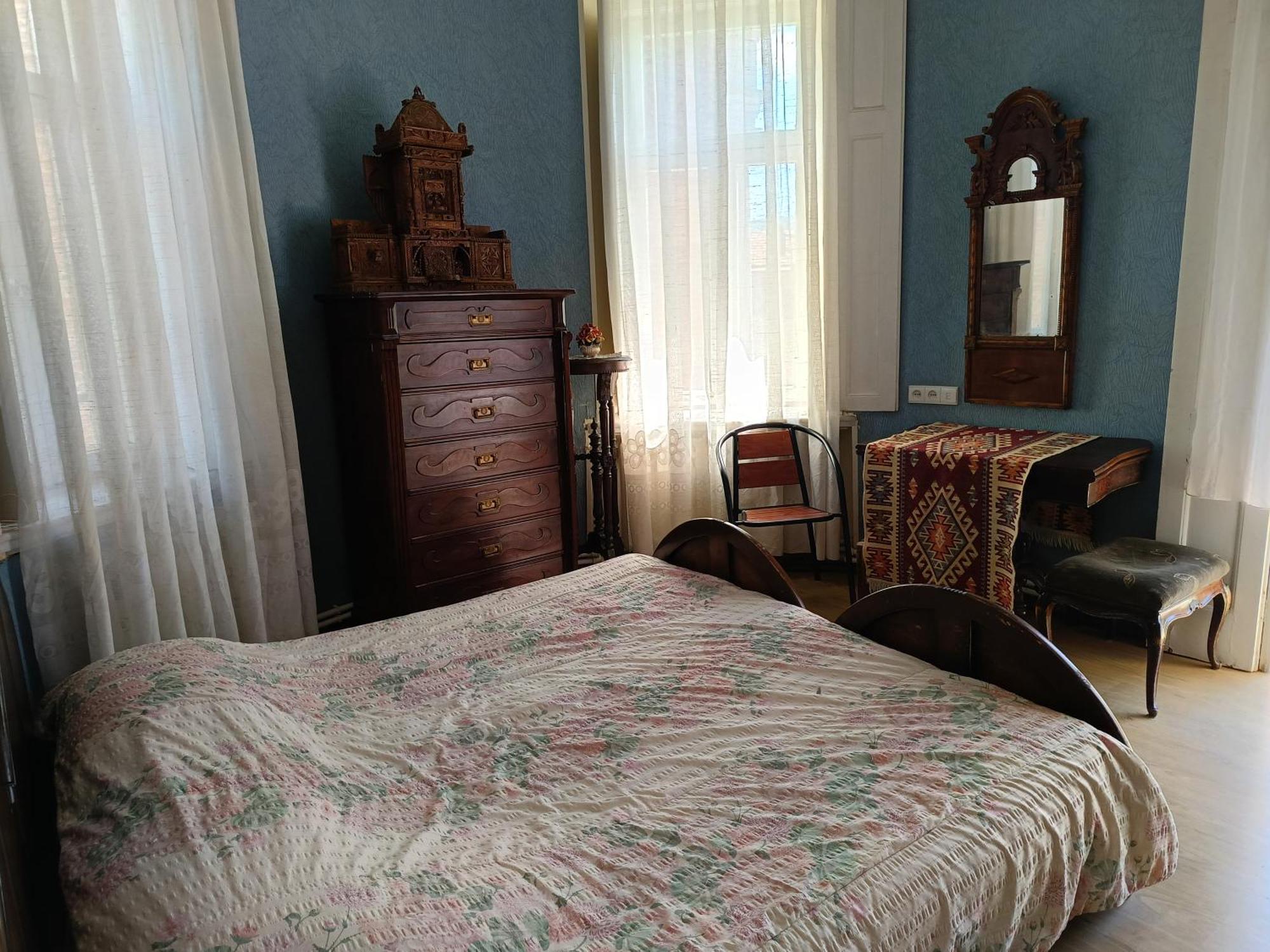 Guest House Irina Тбілісі Екстер'єр фото